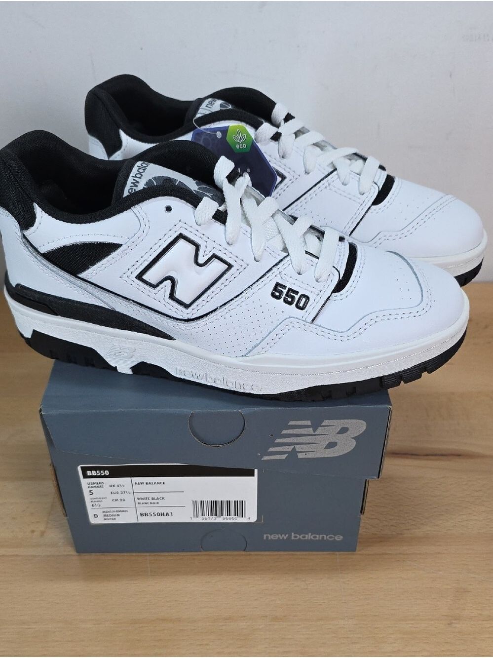 New Balance 550 White & Black Retro Sneakers Men 5 New